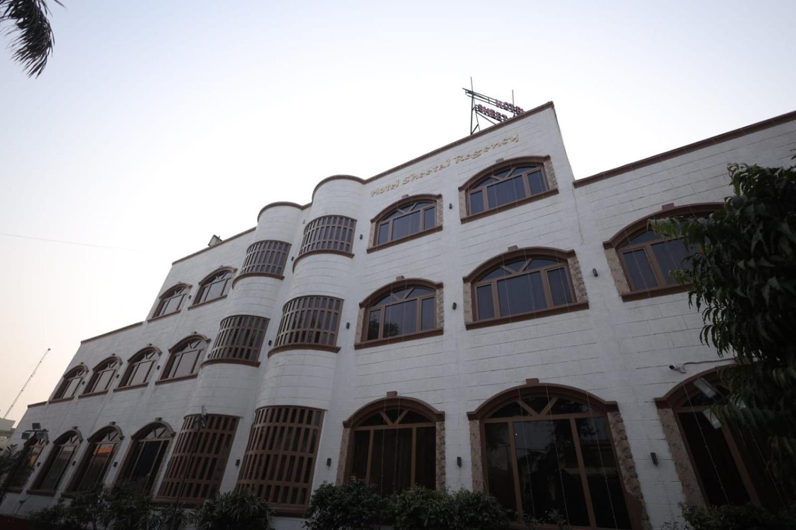 Hotel Sheetal Regency,Near Janambhumi Mathura Kültér fotó