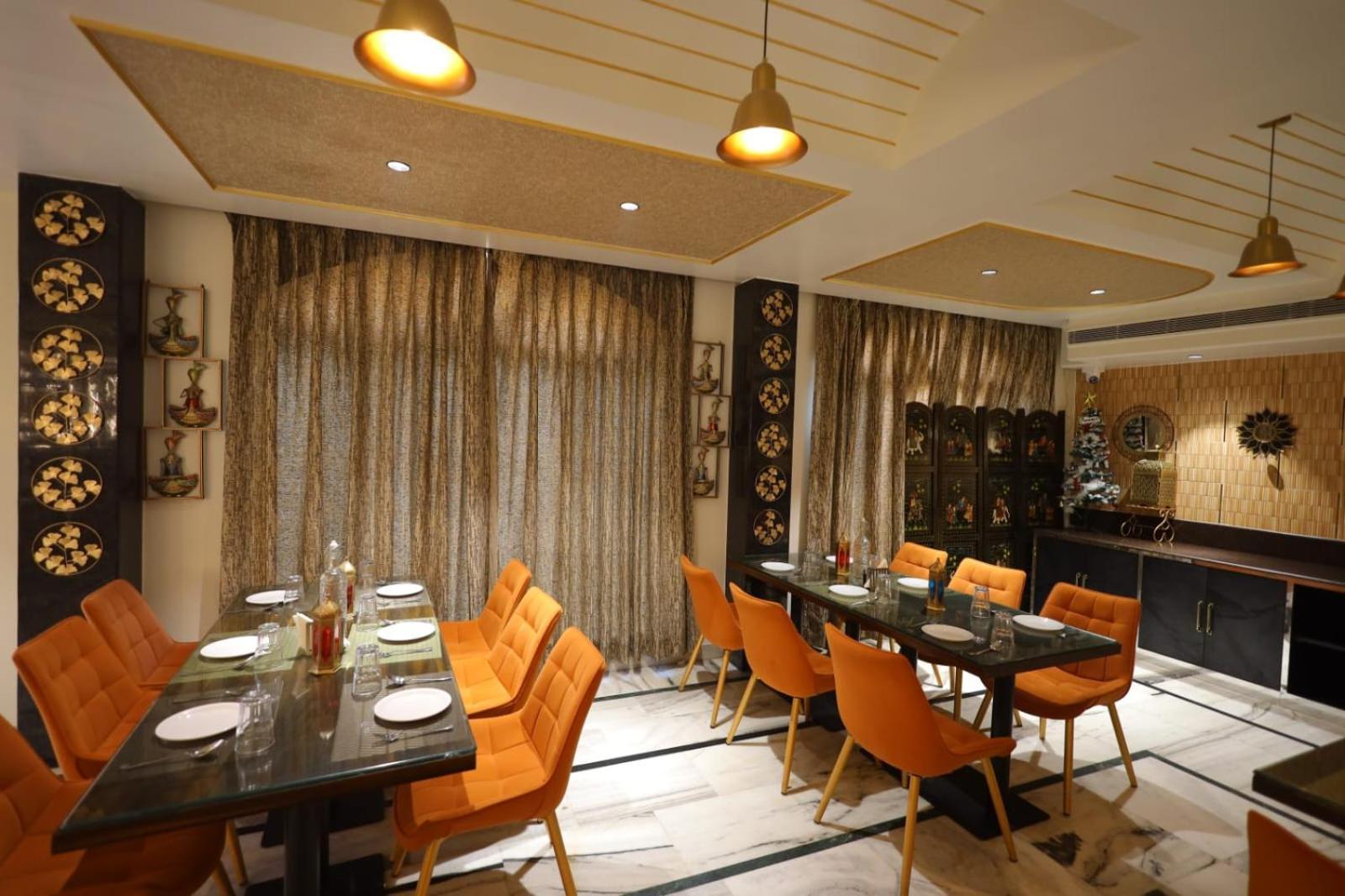Hotel Sheetal Regency,Near Janambhumi Mathura Kültér fotó