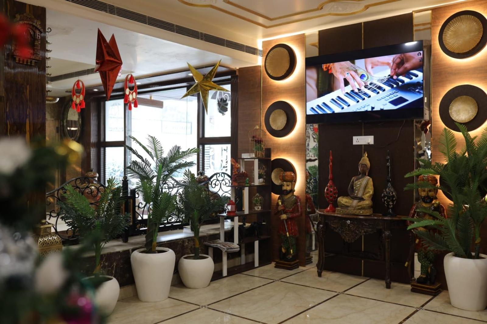 Hotel Sheetal Regency,Near Janambhumi Mathura Kültér fotó