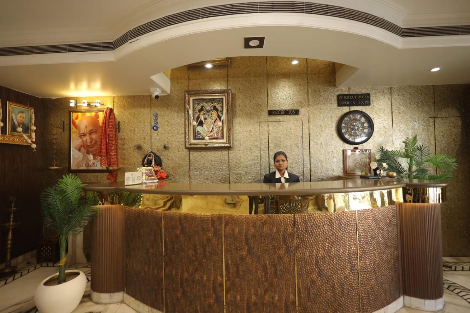 Hotel Sheetal Regency,Near Janambhumi Mathura Kültér fotó