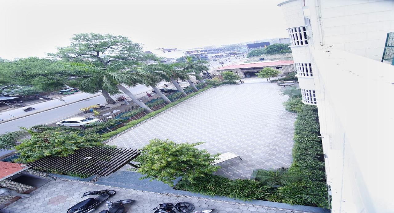 Hotel Sheetal Regency,Near Janambhumi Mathura Kültér fotó